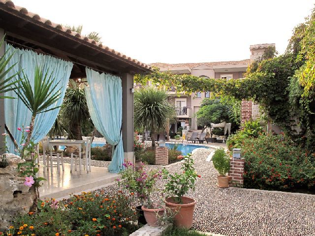 Achtis Boutique Hotel Áfitos Extérieur photo